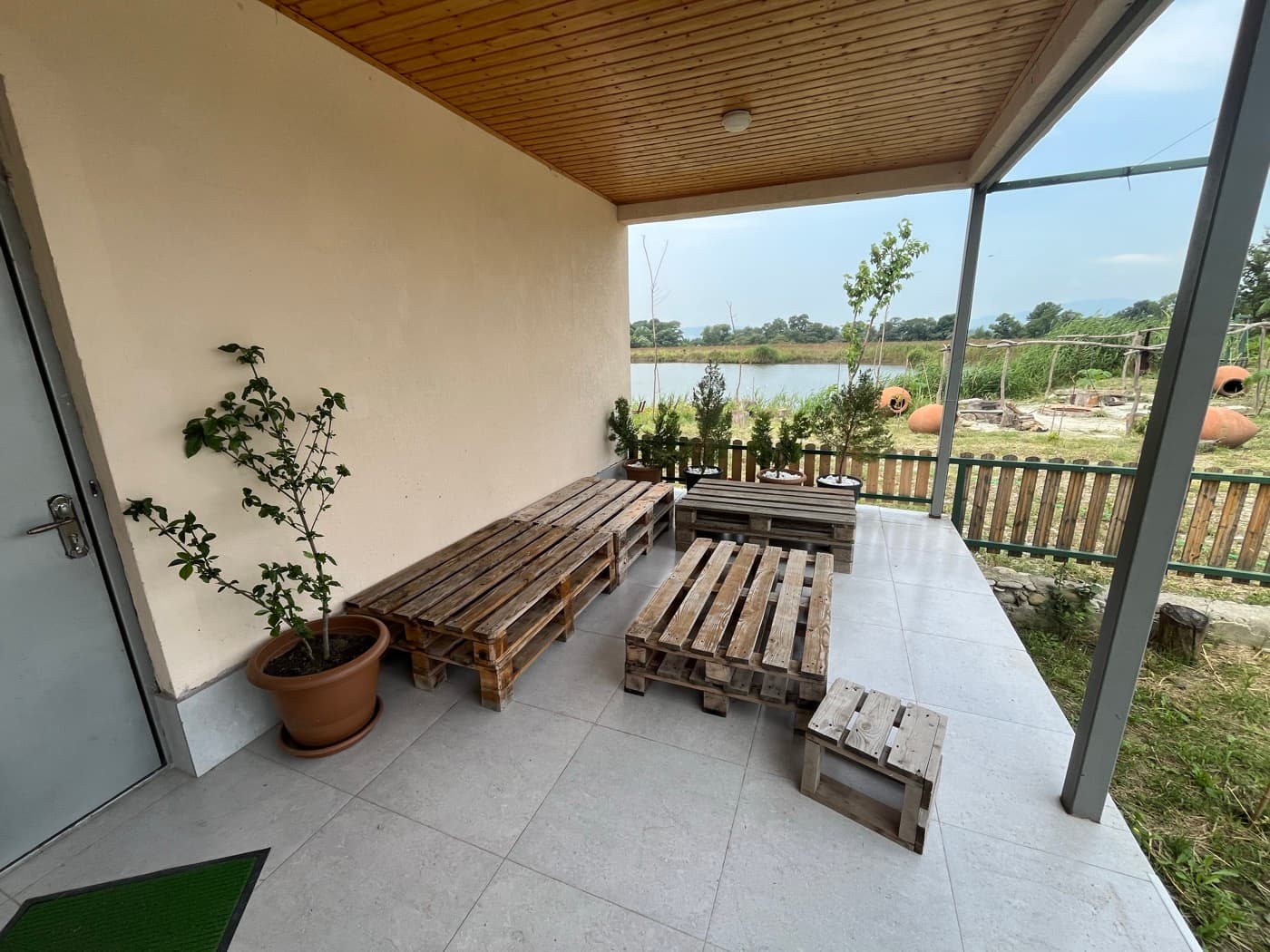 Manavi Green Lakes view 14